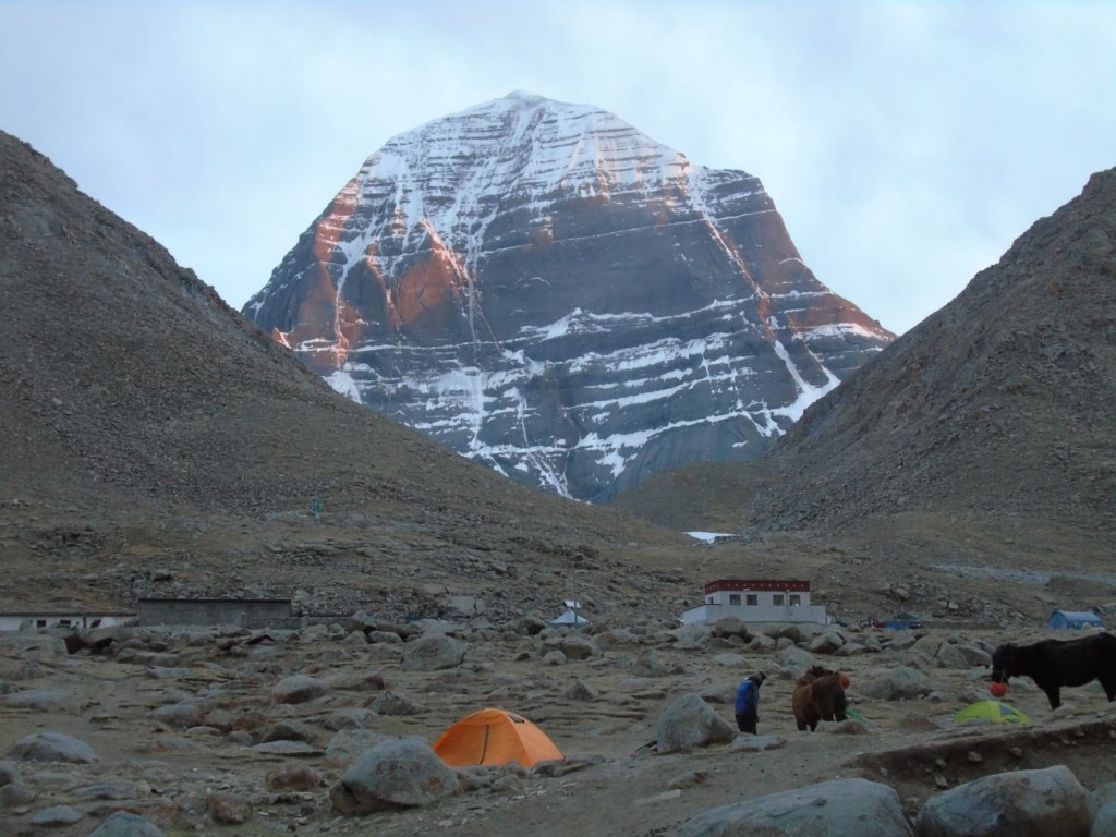 Tibet Monasteries and Temples: A Complete Guide for Travelers